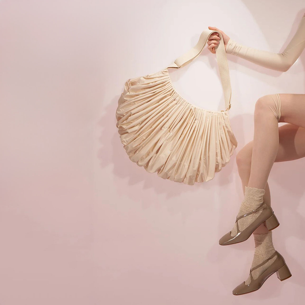 Women Beige'WHIPPED CREAM'Pleated Bag(35x25 cm)